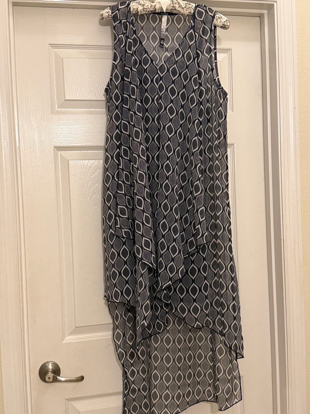 Kensie Navy and White Sleeveless High-Low Geometric Dress